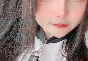 Sayo Momo眼镜写真作品大揭秘，高清原图让你领略她的独特个性.txt